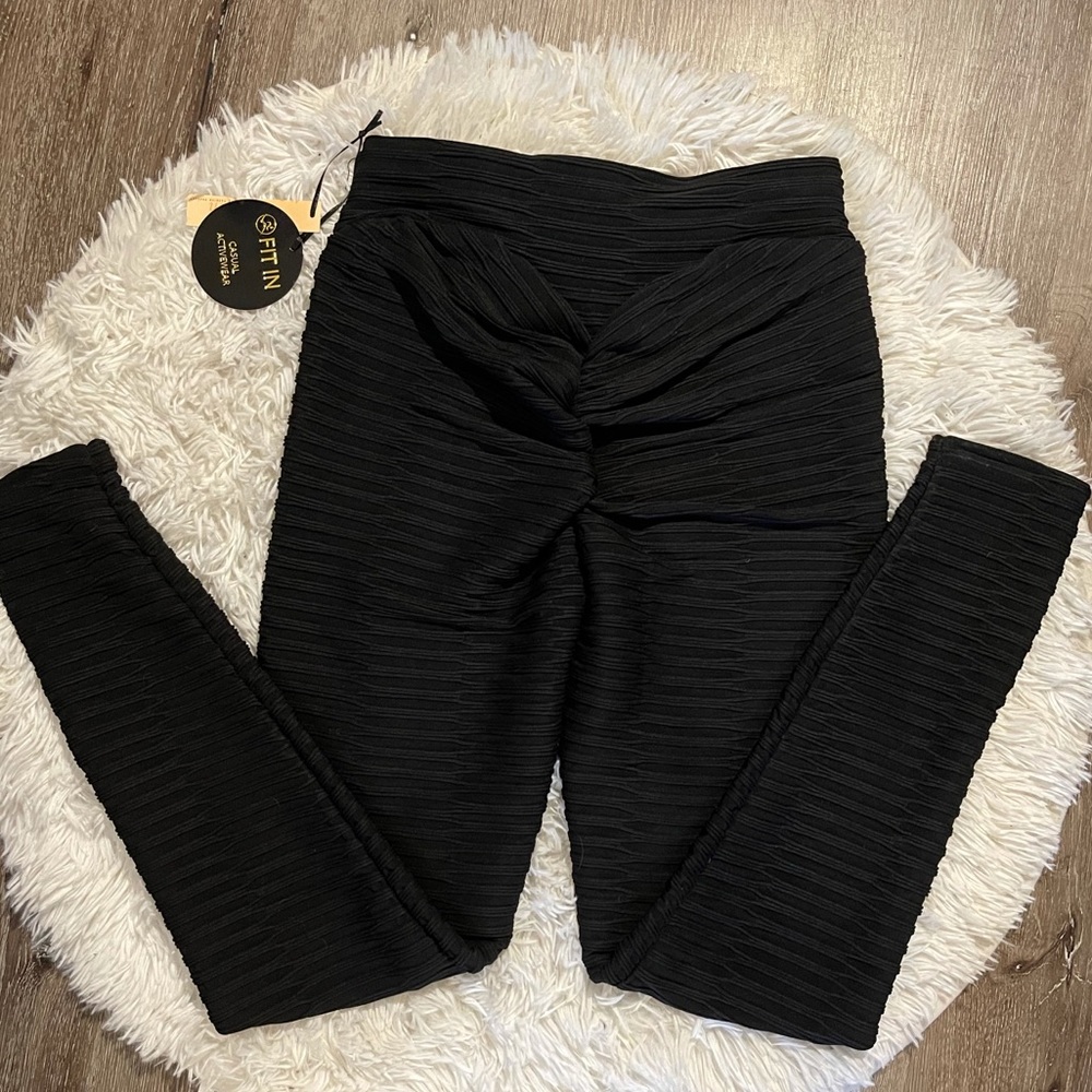 Scrunch butt leggings